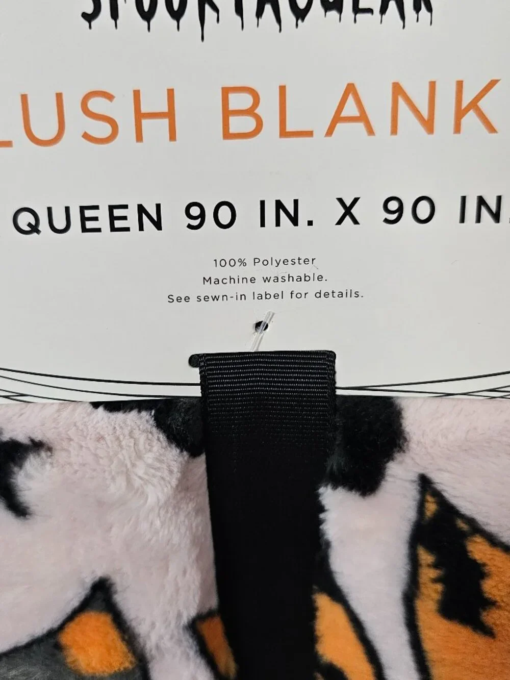 Viral Trick Or Treat Spooktacular Bow Blanket Halloween Queen Plush Throw New